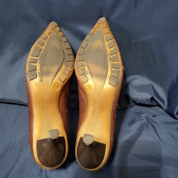 BCBGirls Vintage Amata‎ Chocolate Brown Buckle Pointed Leather Preppy Heels 9.5 - Picture 4 of 12